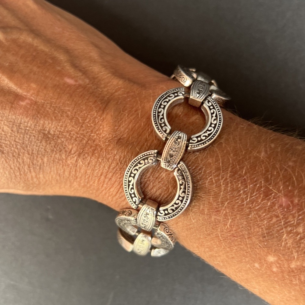 Brighton Central Park Round Circle Link Bracelet Silver Plated Retired 8.5" EUC